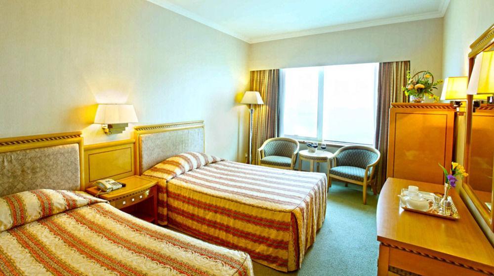 Hotel Golden Crown China Taipa  Exterior foto