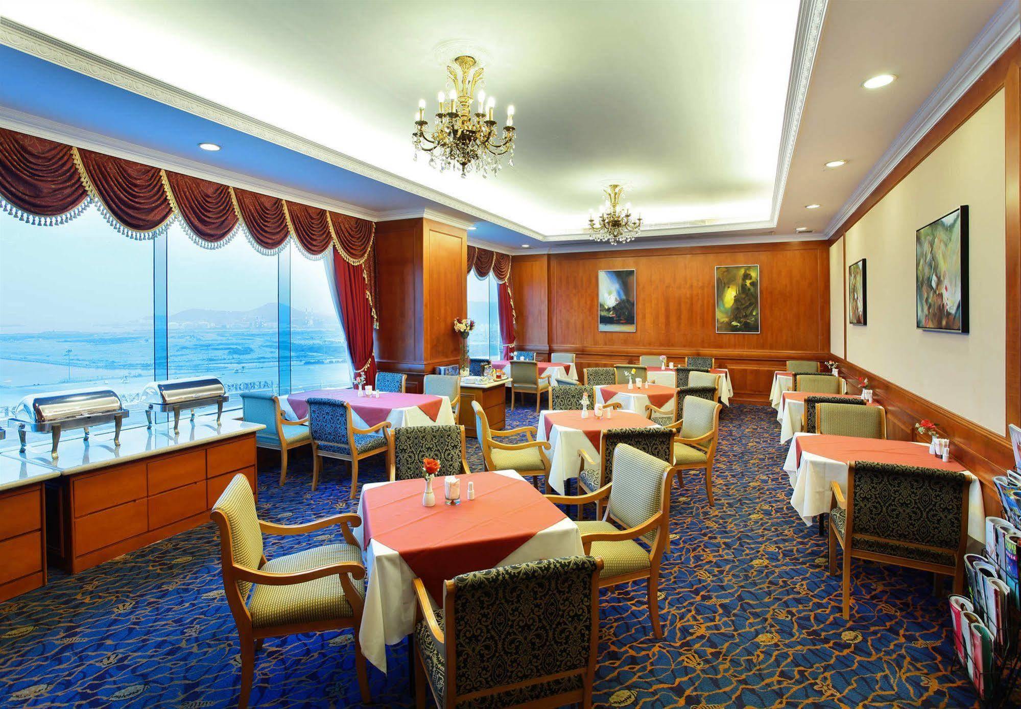 Hotel Golden Crown China Taipa  Exterior foto